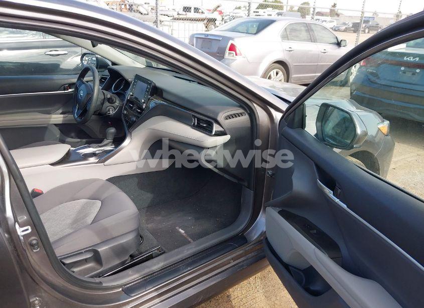 Photo 5 of 2024 Toyota Camry LE (VIN 4T1C11AK2RU208091)