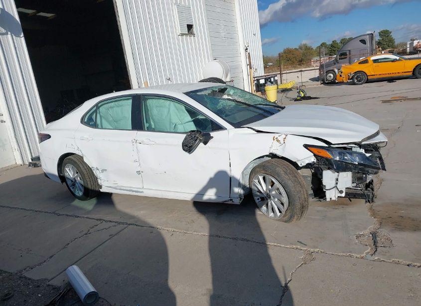 Photo 13 of 2024 Toyota Camry LE (VIN 4T1C11AK2RU221536)