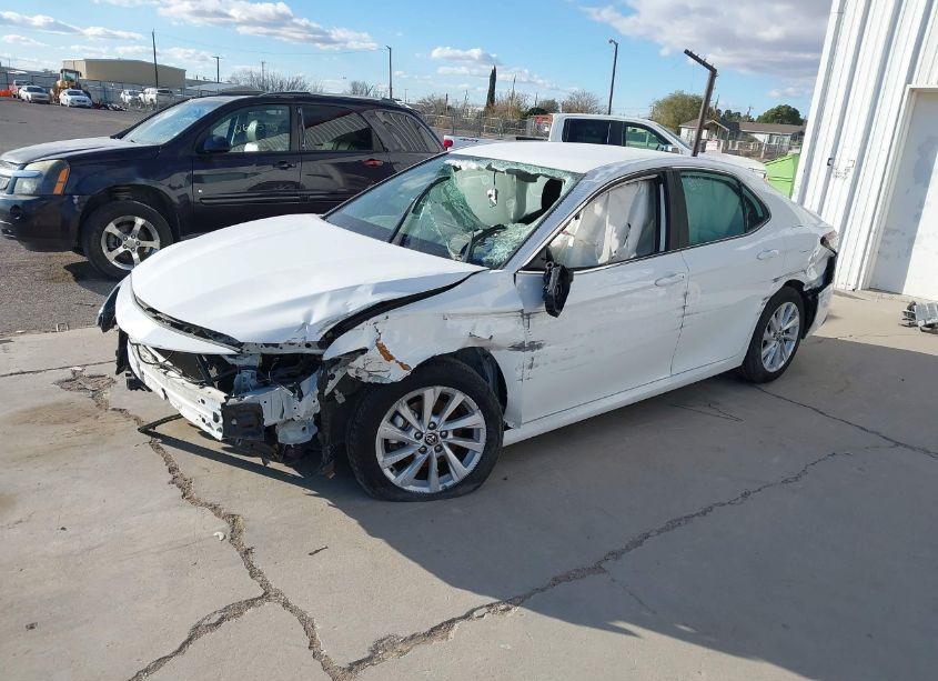 Photo 2 of 2024 Toyota Camry LE (VIN 4T1C11AK2RU221536)