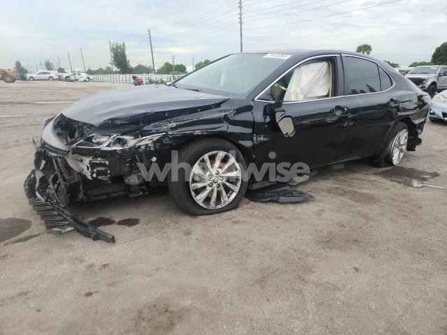 2024 TOYOTA CAMRY LE (VIN 4T1C11AK2RU851797) main photo