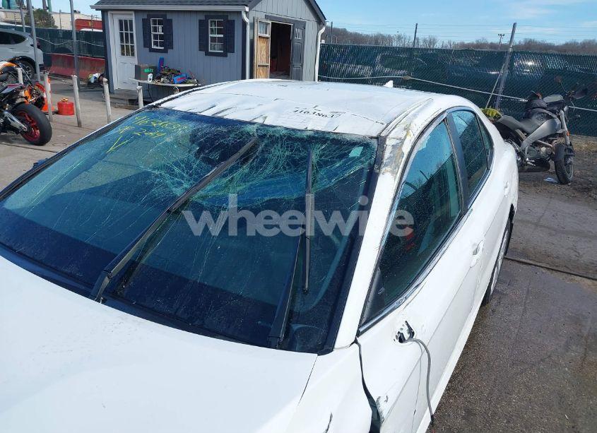 Photo 6 of 2024 Toyota Camry LE (VIN 4T1C11AK2RU864906)