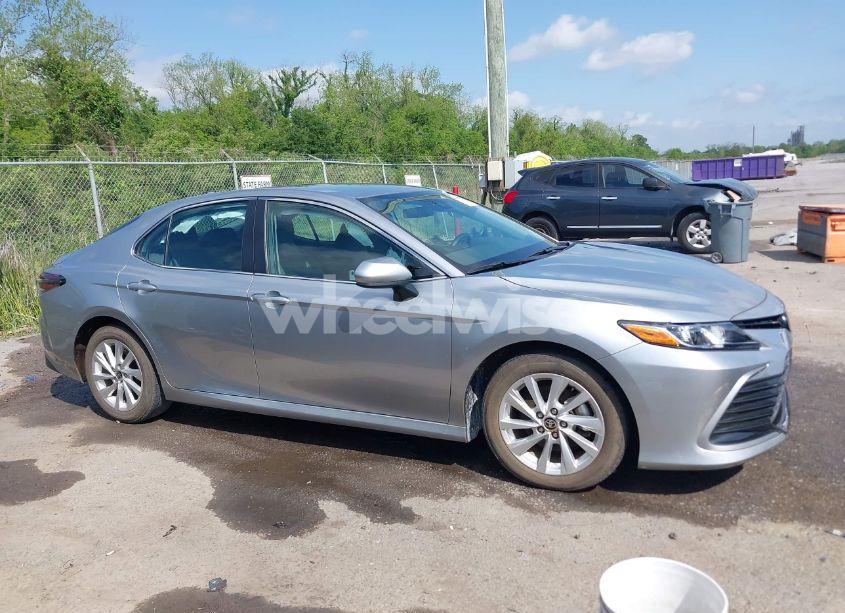 Photo 13 of 2024 Toyota Camry LE (VIN 4T1C11AK2RU872620)