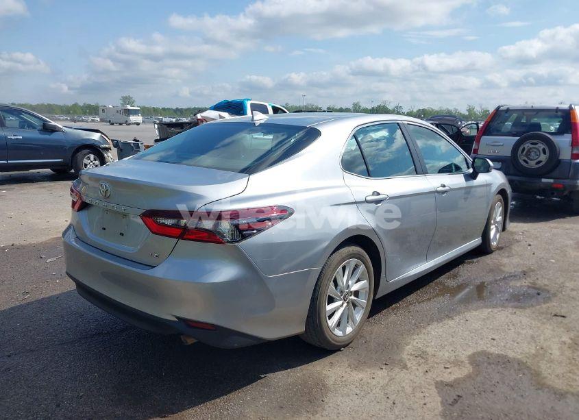 Photo 4 of 2024 Toyota Camry LE (VIN 4T1C11AK2RU872620)