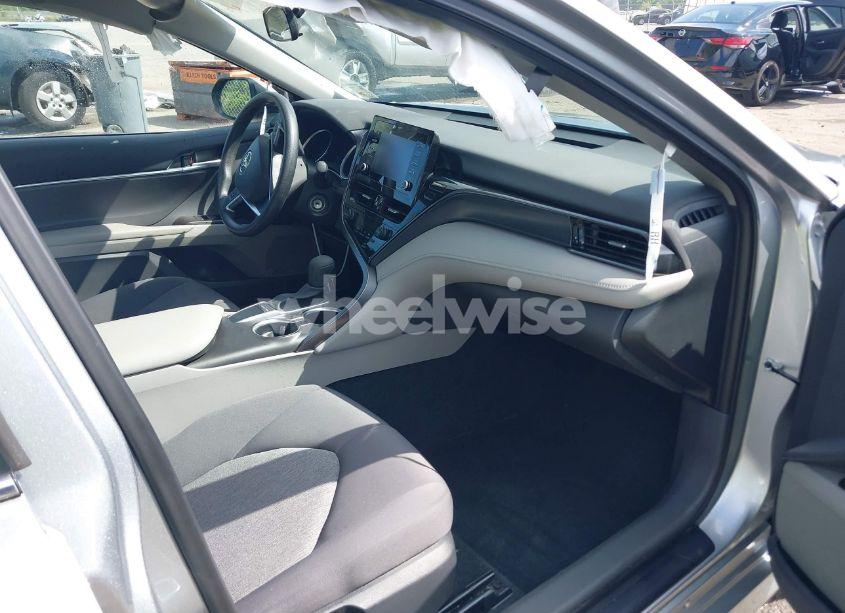 Photo 5 of 2024 Toyota Camry LE (VIN 4T1C11AK2RU872620)