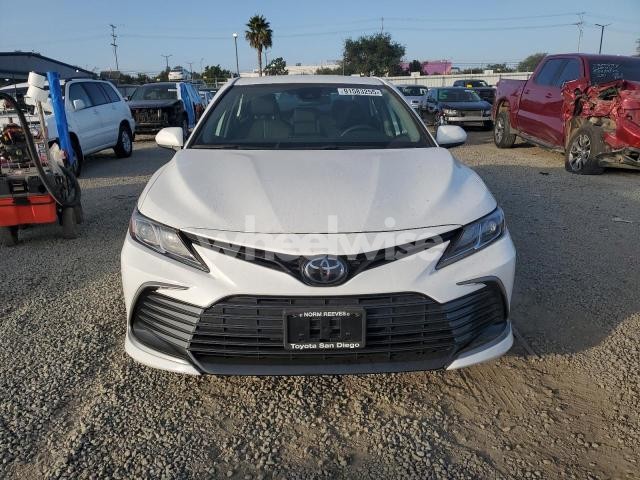 2024 TOYOTA CAMRY LE (VIN 4T1C11AK2RU911125) main photo
