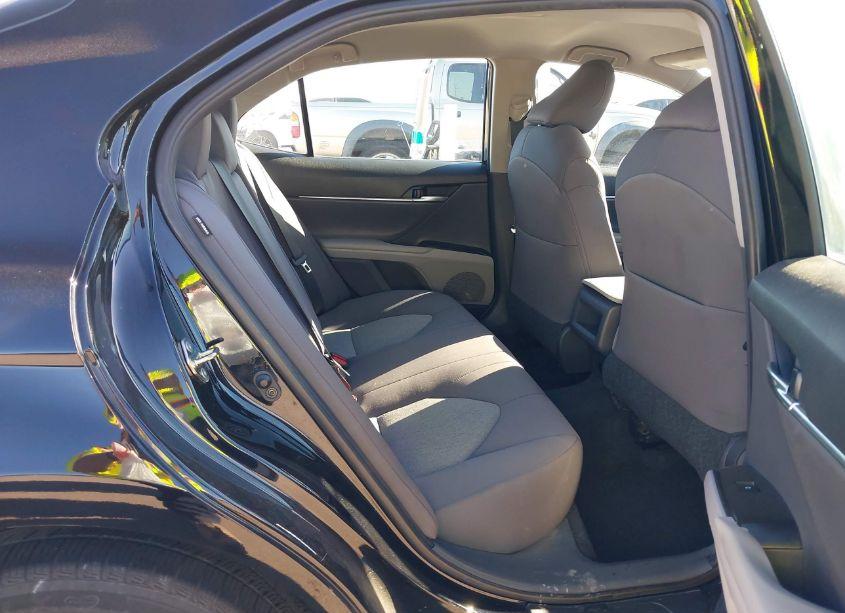 Photo 8 of 2020 Toyota Camry LE (VIN 4T1C11AK3LU364244)