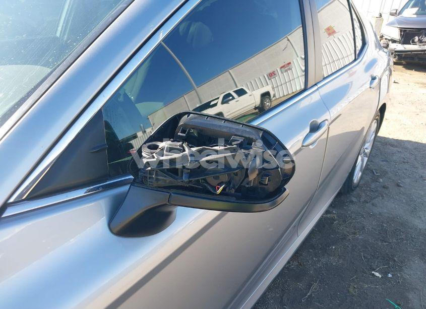 Photo 18 of 2020 Toyota Camry LE (VIN 4T1C11AK3LU397079)