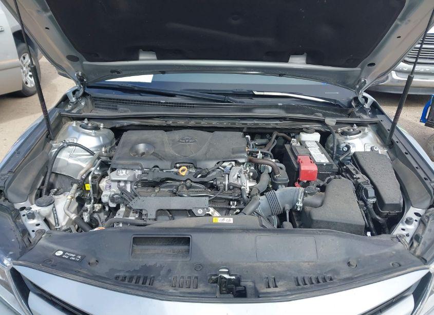 Photo 10 of 2020 Toyota Camry LE (VIN 4T1C11AK3LU508231)