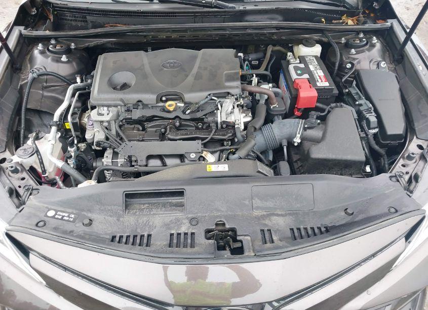 Photo 10 of 2020 Toyota Camry LE (VIN 4T1C11AK3LU888414)
