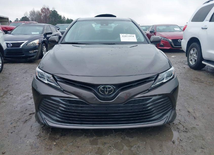 Photo 12 of 2020 Toyota Camry LE (VIN 4T1C11AK3LU888414)