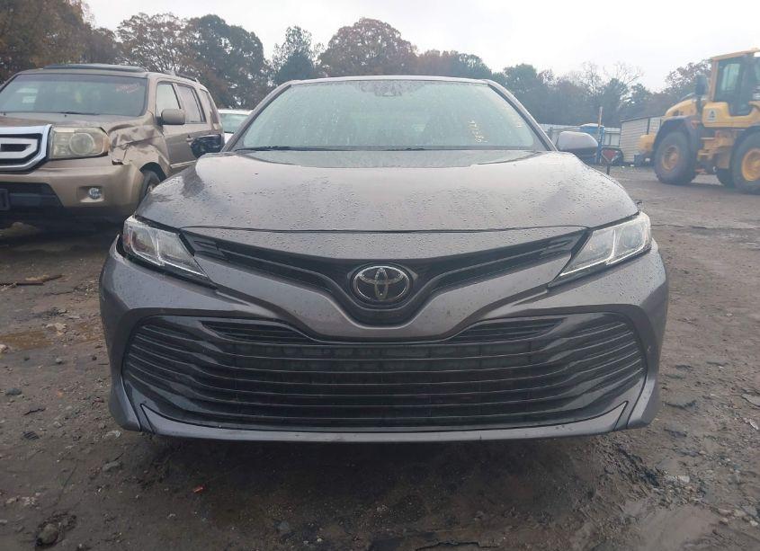 Photo 12 of 2020 Toyota Camry LE (VIN 4T1C11AK3LU889126)