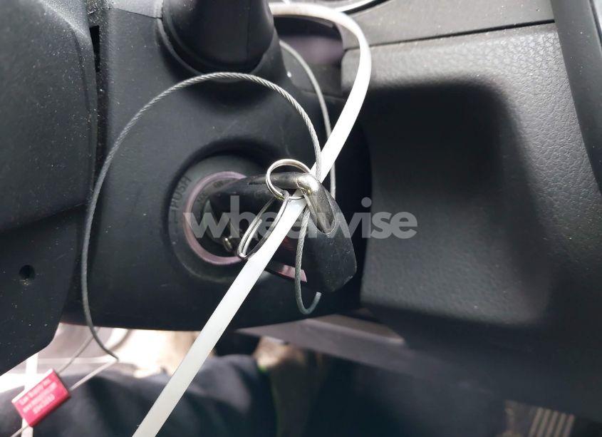 Photo 11 of 2020 Toyota Camry LE (VIN 4T1C11AK3LU902490)