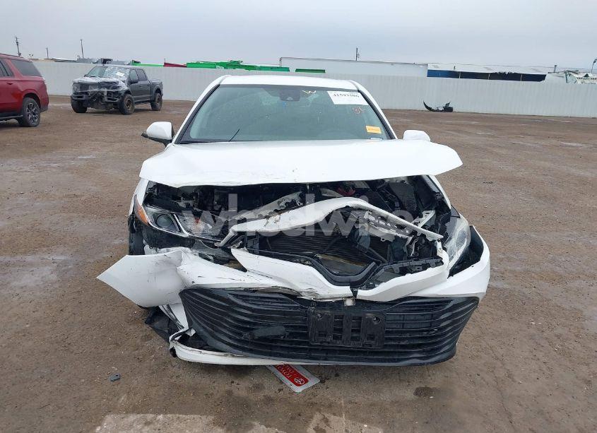 Photo 12 of 2020 Toyota Camry LE (VIN 4T1C11AK3LU902490)