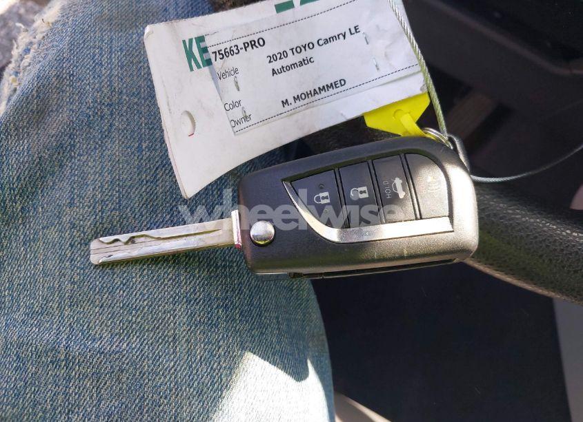 Photo 11 of 2020 Toyota Camry LE (VIN 4T1C11AK3LU906023)