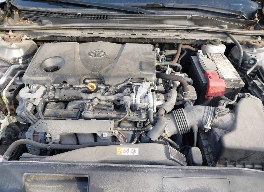 Photo 10 of 2020 Toyota Camry LE (VIN 4T1C11AK3LU917815)