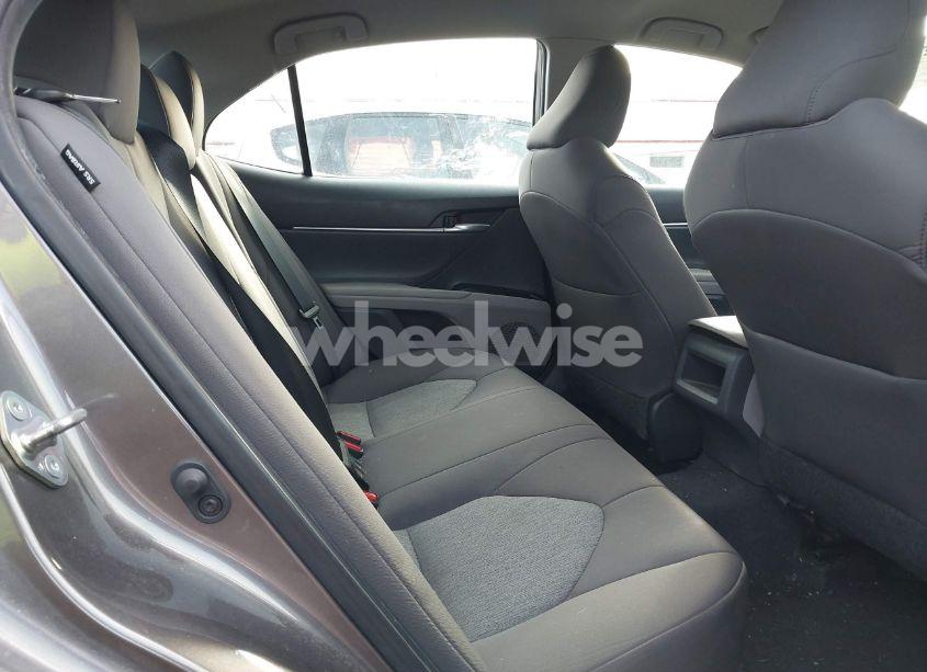 Photo 8 of 2020 Toyota Camry LE (VIN 4T1C11AK3LU917815)