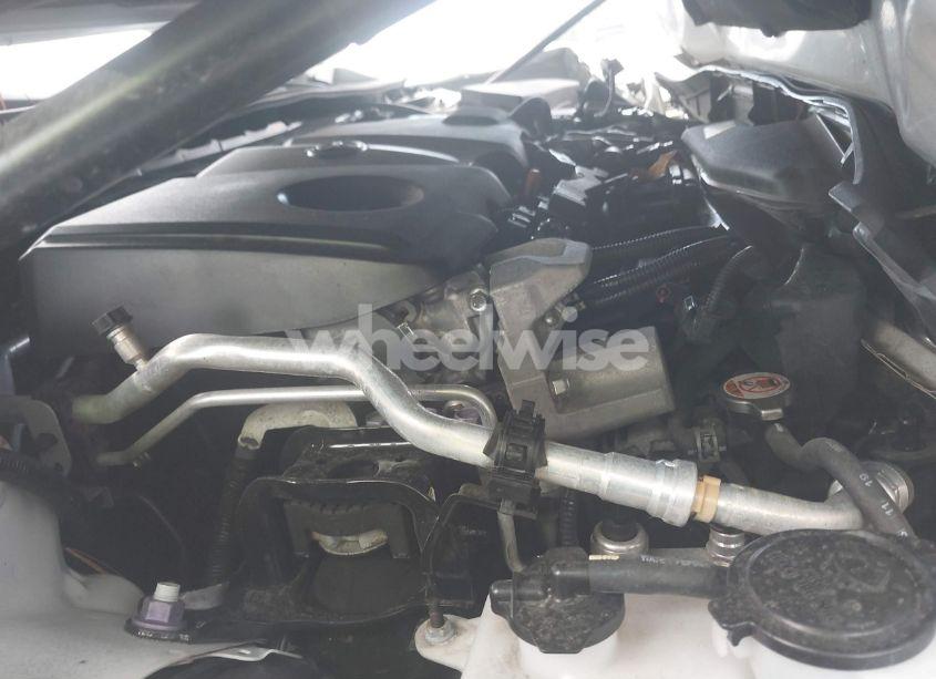 Photo 11 of 2020 Toyota Camry LE (VIN 4T1C11AK3LU944318)