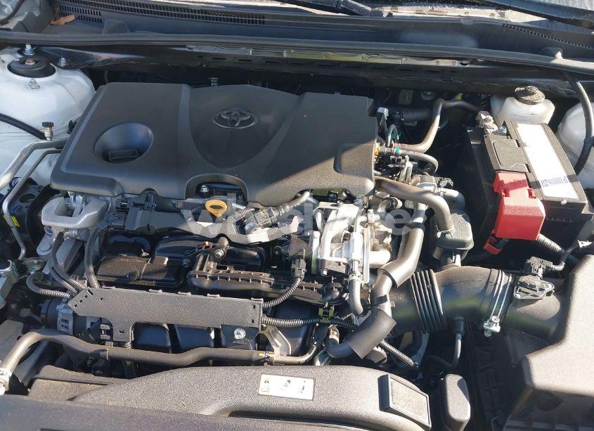 Photo 10 of 2020 Toyota Camry LE (VIN 4T1C11AK3LU989632)