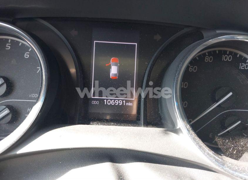 Photo 14 of 2020 Toyota Camry LE (VIN 4T1C11AK3LU989632)