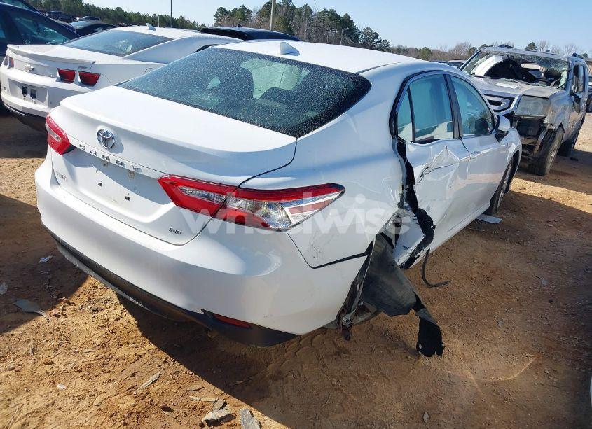 Photo 4 of 2020 Toyota Camry LE (VIN 4T1C11AK3LU989632)