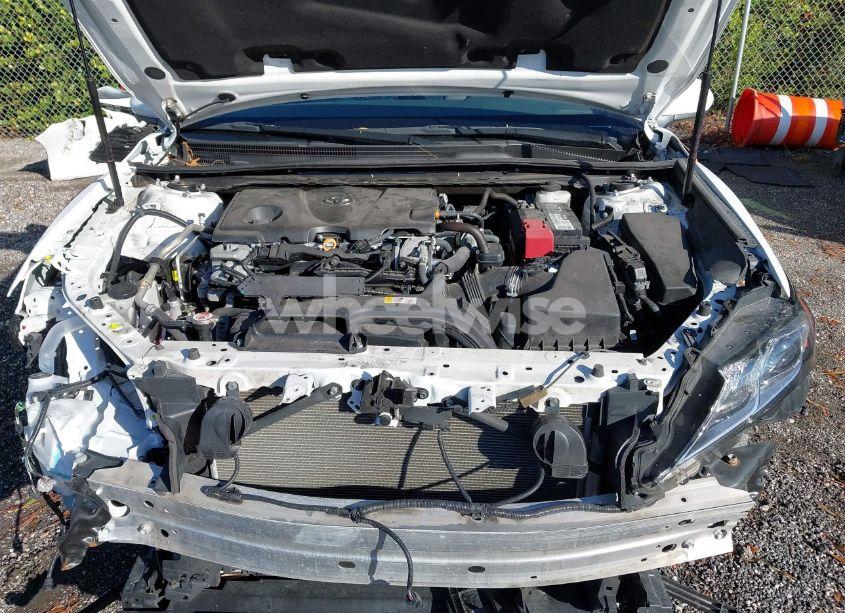 Photo 10 of 2020 Toyota Camry LE (VIN 4T1C11AK3LU995589)