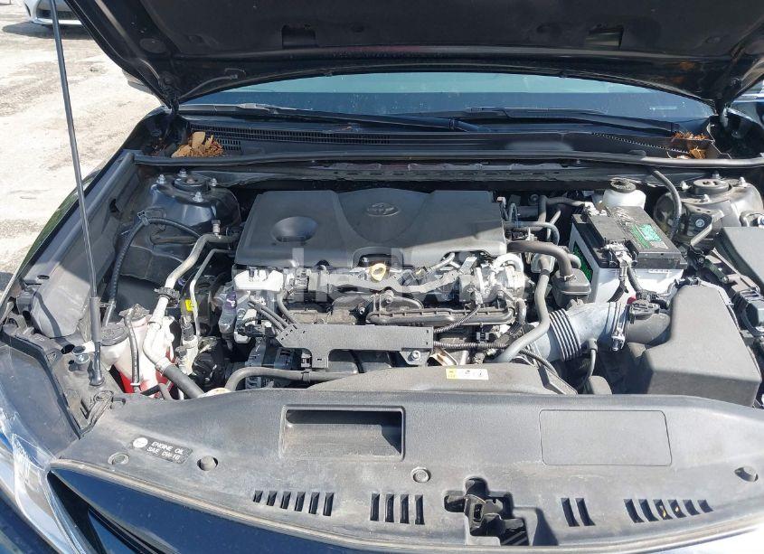 Photo 10 of 2021 Toyota Camry LE (VIN 4T1C11AK3MU451689)