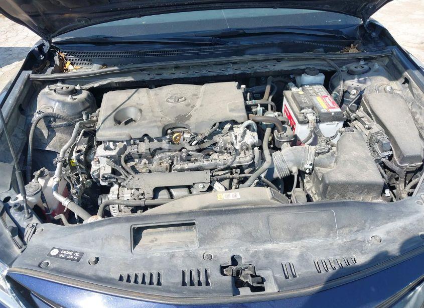 Photo 10 of 2021 Toyota Camry LE (VIN 4T1C11AK3MU488757)