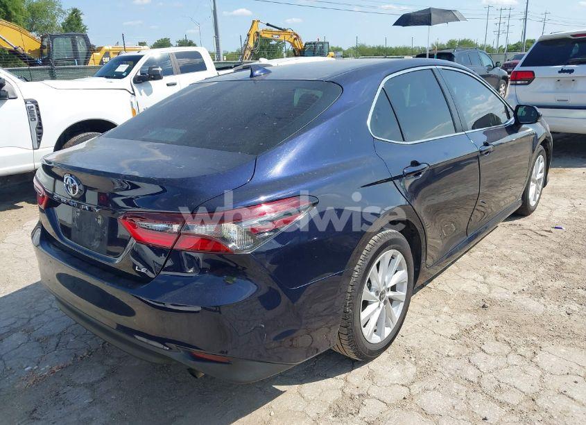 Photo 4 of 2021 Toyota Camry LE (VIN 4T1C11AK3MU488757)