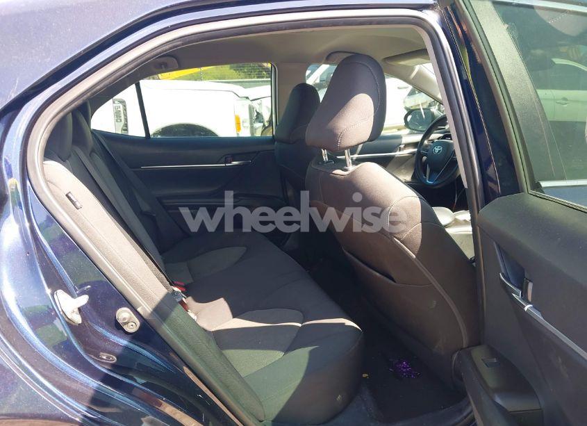 Photo 8 of 2021 Toyota Camry LE (VIN 4T1C11AK3MU488757)