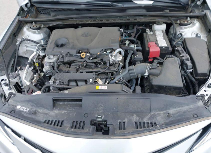 Photo 10 of 2021 Toyota Camry LE (VIN 4T1C11AK3MU494123)