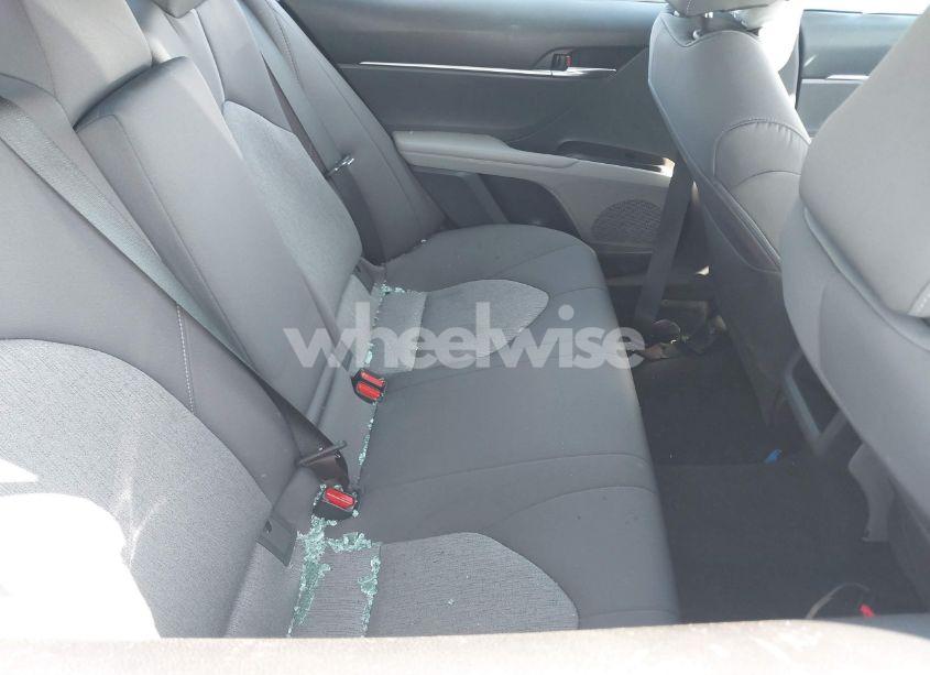 Photo 8 of 2021 Toyota Camry LE (VIN 4T1C11AK3MU549928)