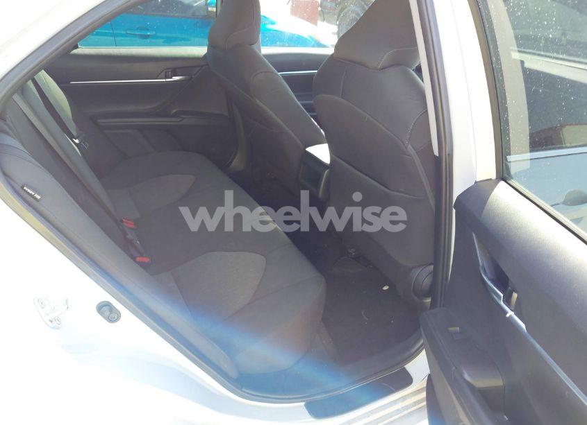 Photo 8 of 2022 Toyota Camry LE (VIN 4T1C11AK3NU037121)