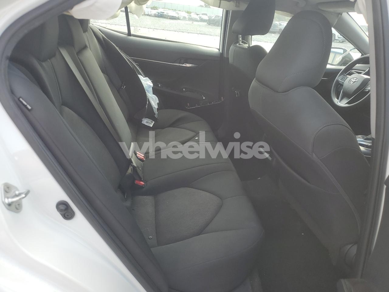 Photo 10 of 2022 TOYOTA CAMRY LE (VIN 4T1C11AK3NU065792)