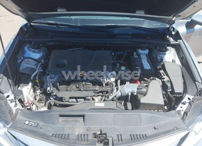 Photo 10 of 2022 Toyota Camry LE (VIN 4T1C11AK3NU638299)