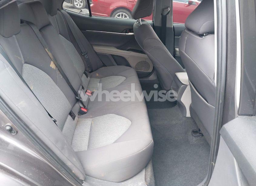 Photo 8 of 2022 Toyota Camry LE (VIN 4T1C11AK3NU655295)