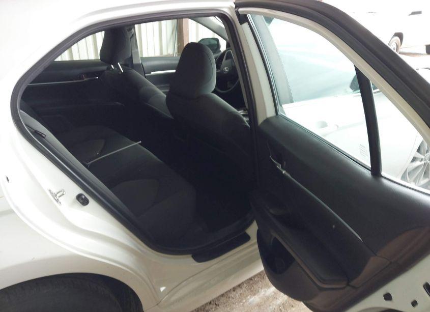 Photo 8 of 2022 Toyota Camry LE (VIN 4T1C11AK3NU696414)