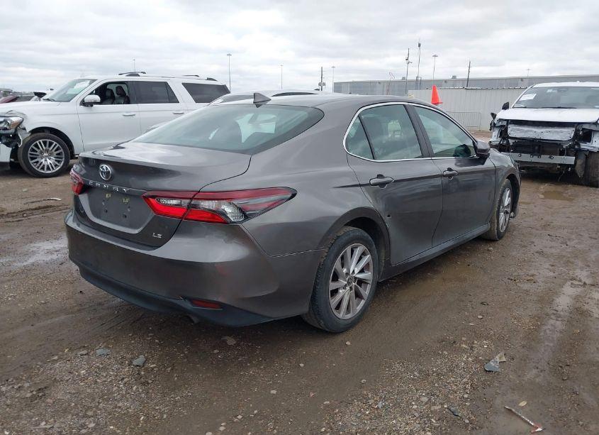 Photo 4 of 2022 Toyota Camry (VIN 4T1C11AK3NU697806)