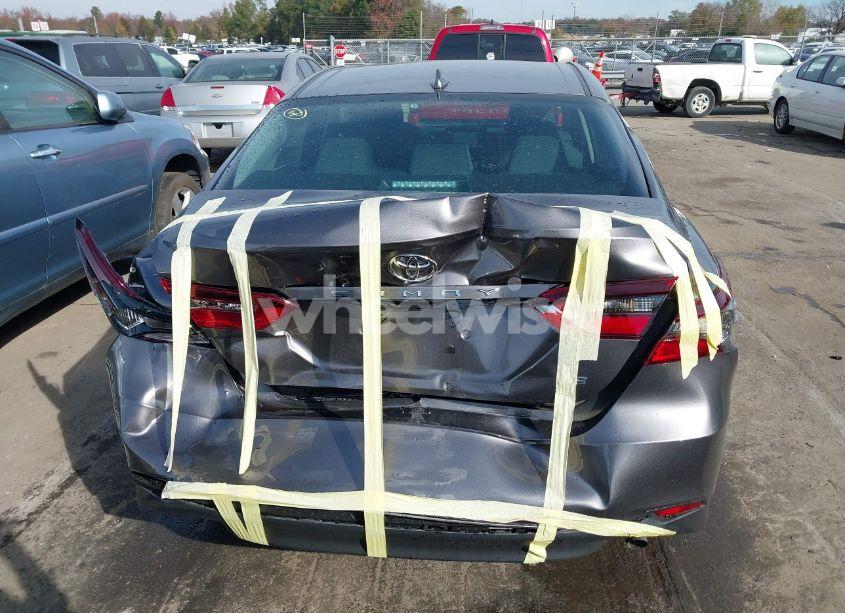 Photo 16 of 2022 Toyota Camry LE (VIN 4T1C11AK3NU708951)