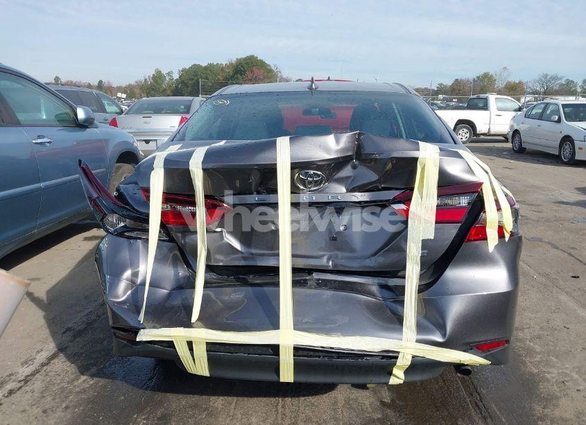 Photo 6 of 2022 Toyota Camry LE (VIN 4T1C11AK3NU708951)