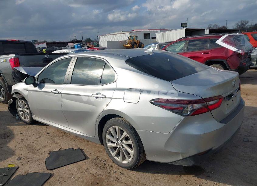 Photo 3 of 2023 Toyota Camry LE (VIN 4T1C11AK3PU102200)