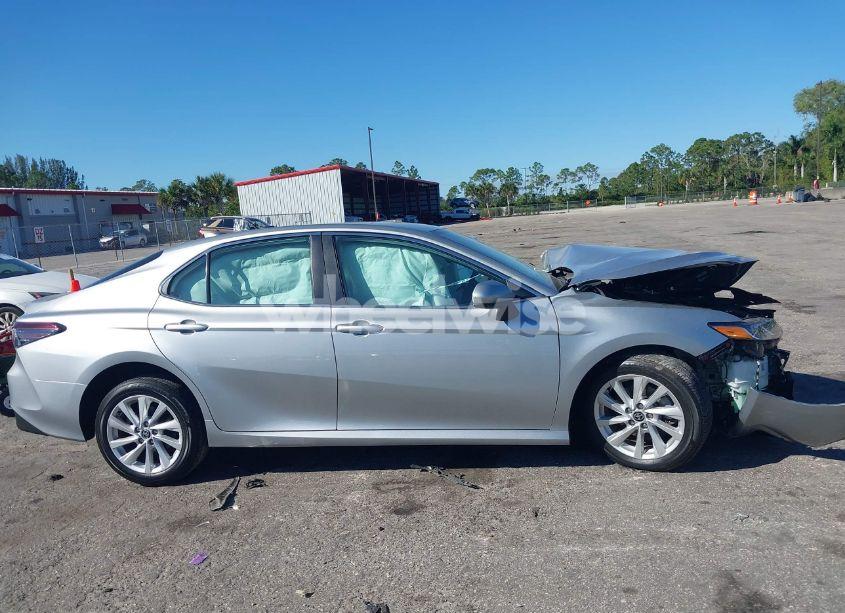 Photo 14 of 2023 Toyota Camry LE (VIN 4T1C11AK3PU113553)