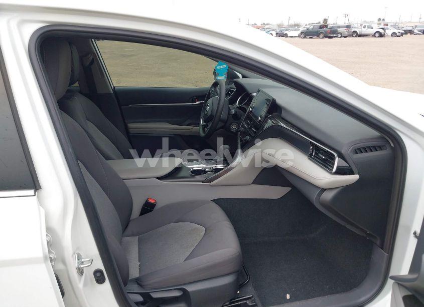 Photo 5 of 2023 Toyota Camry LE (VIN 4T1C11AK3PU125928)