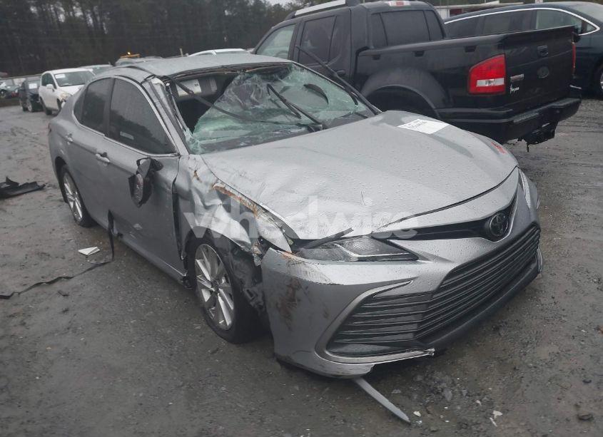 2023 Toyota Camry LE (VIN 4T1C11AK3PU138419) main photo