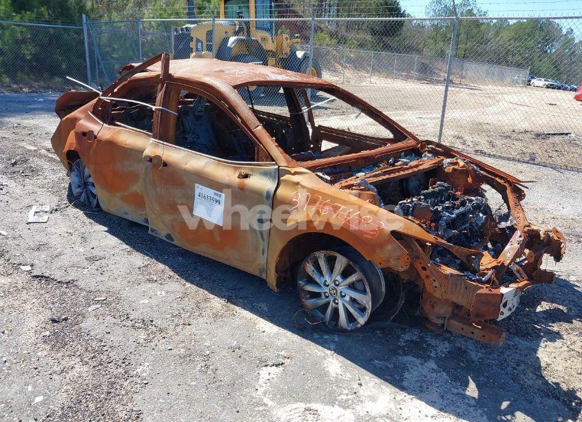 2023 Toyota Camry LE (VIN 4T1C11AK3PU182923) main photo