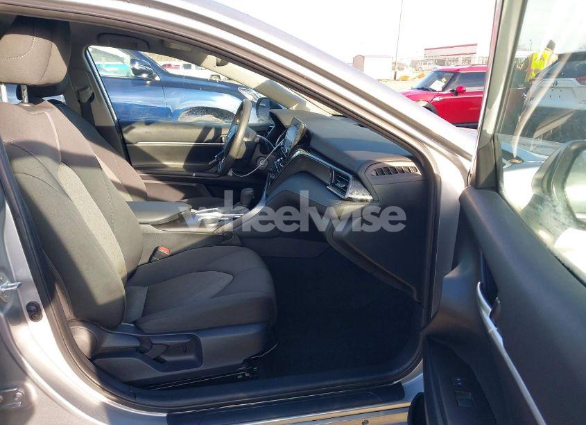 Photo 5 of 2023 Toyota Camry LE (VIN 4T1C11AK3PU814514)