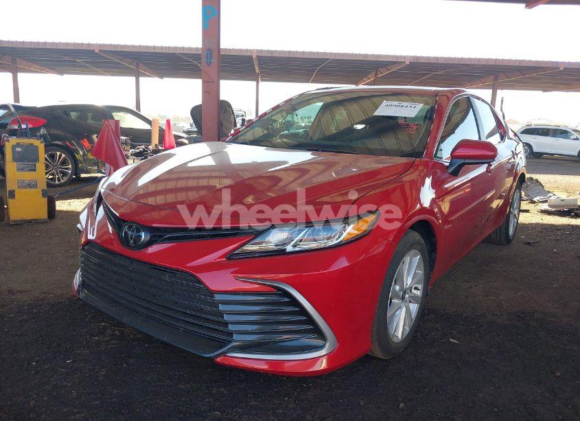 Photo 2 of 2024 Toyota Camry LE (VIN 4T1C11AK3RU190975)