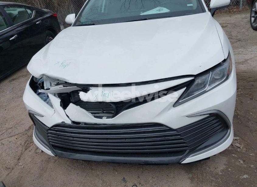 Photo 12 of 2024 Toyota Camry LE (VIN 4T1C11AK3RU202770)