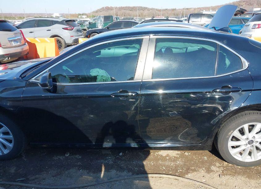 Photo 14 of 2024 Toyota Camry LE (VIN 4T1C11AK3RU861657)