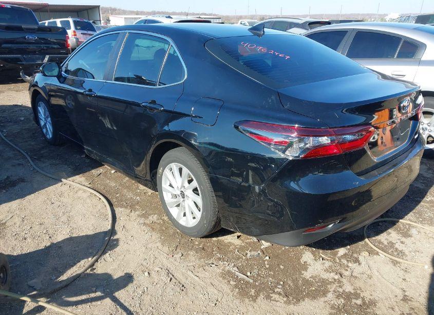 Photo 3 of 2024 Toyota Camry LE (VIN 4T1C11AK3RU861657)