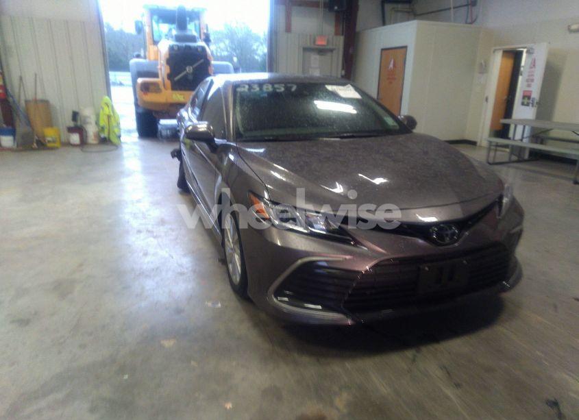 Photo 19 of 2024 Toyota Camry LE (VIN 4T1C11AK3RU872142)
